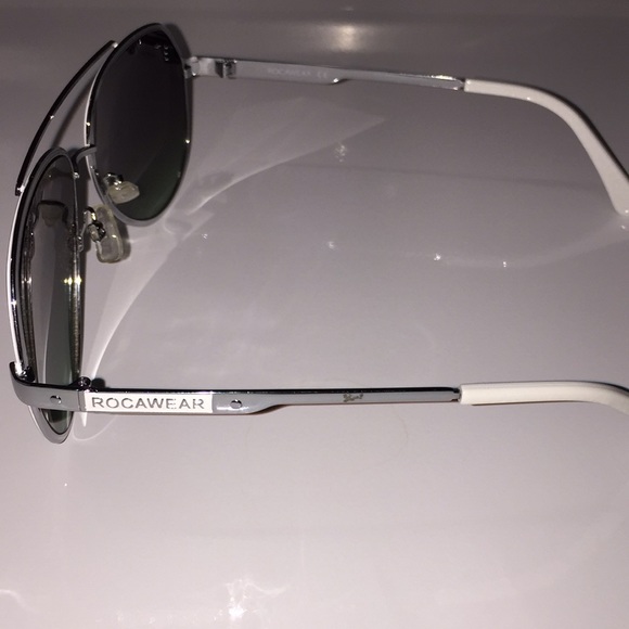 Rocawear Aviators! White/Silver 🕶 - Picture 4 of 7